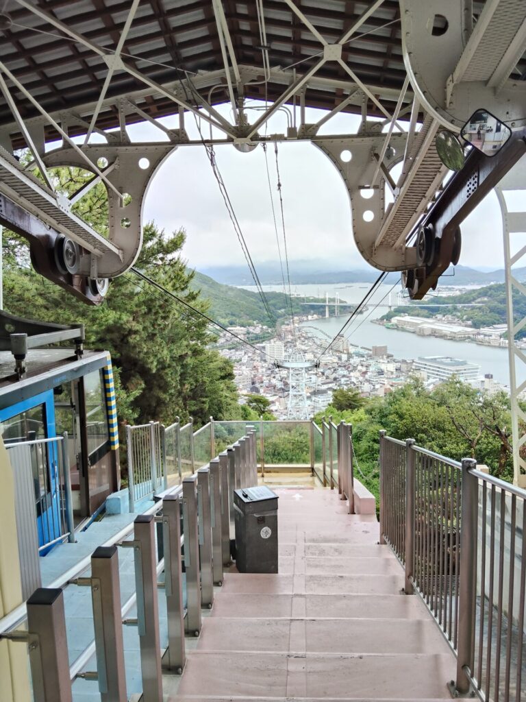 ロープウェイ乗り場