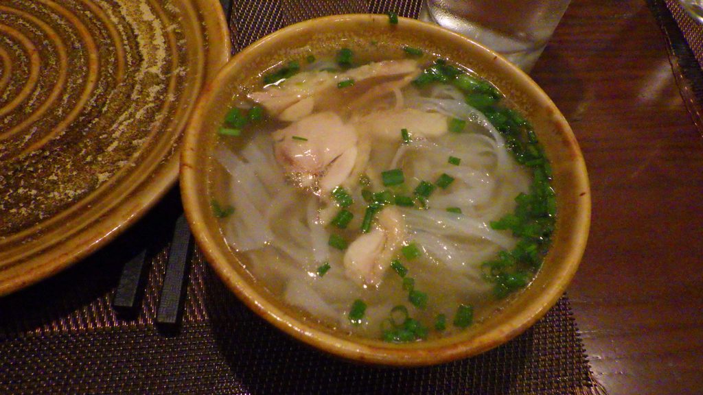 鶏肉のフォー