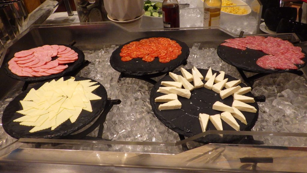 チーズとハム